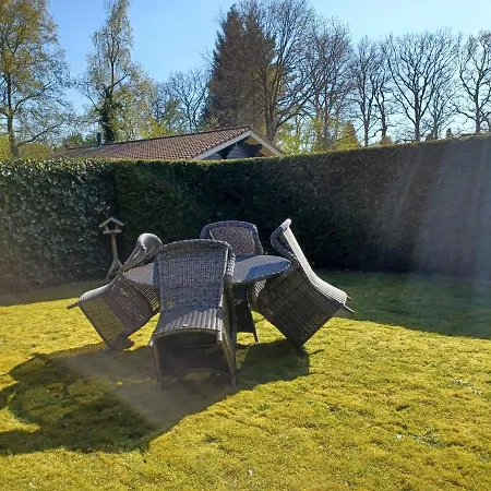 Met Omheinde Tuin Op De Veluwe Casa de Férias Hulshorst