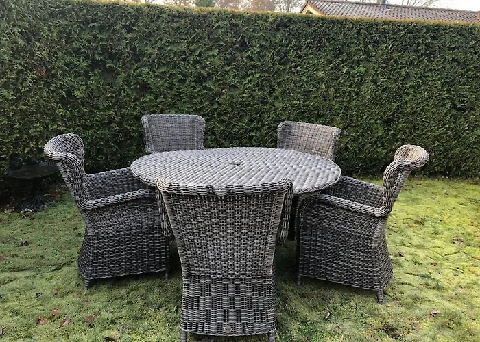 Met Omheinde Tuin Op De Veluwe