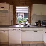 Met Omheinde Tuin Op De Veluwe Hulshorst