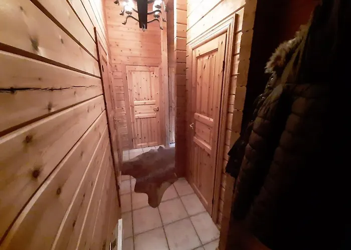 Met Omheinde Tuin Op De Veluwe Hulshorst