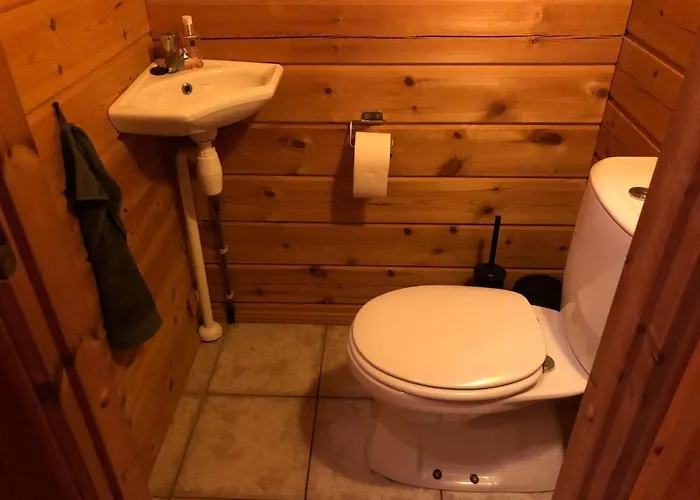 Dom wakacyjny Met Omheinde Tuin Op De Veluwe