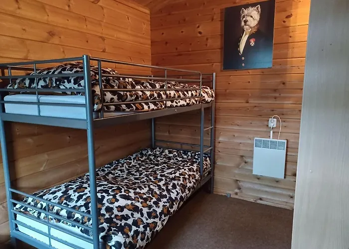 Dom wakacyjny Met Omheinde Tuin Op De Veluwe