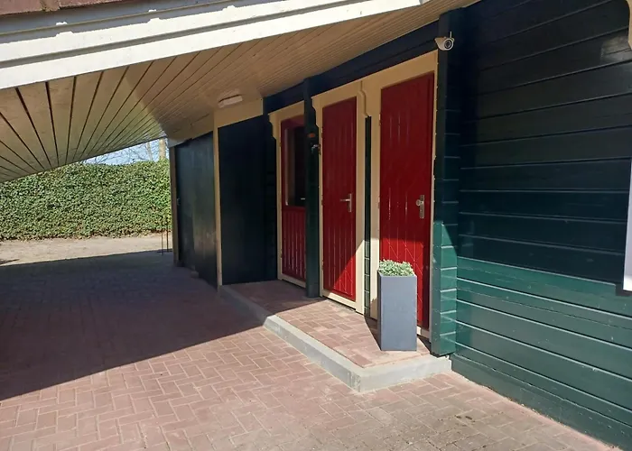 Met Omheinde Tuin Op De Veluwe Dom wakacyjny Hulshorst